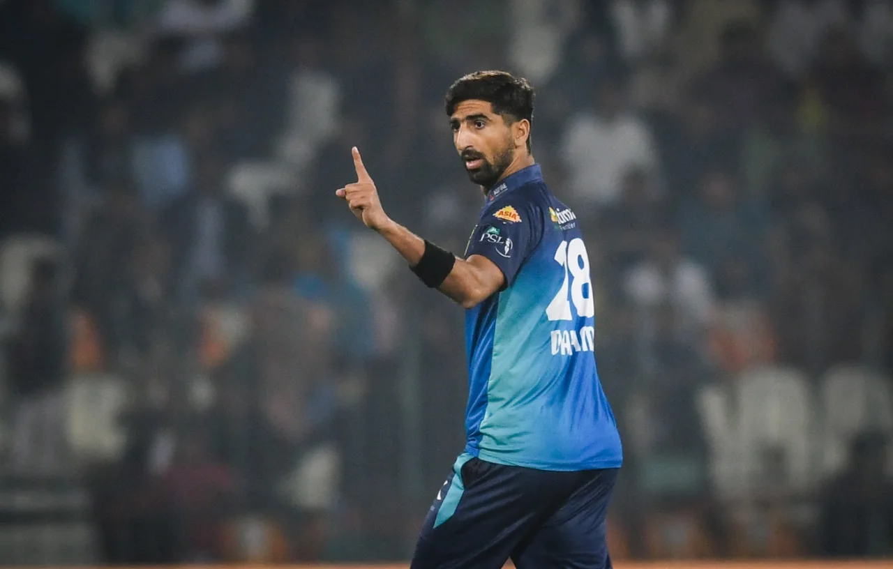 Unbelievable Win! Peshawar Zalmi Dominates PSL 9's 9th 3 Shah Nawaz Dahani